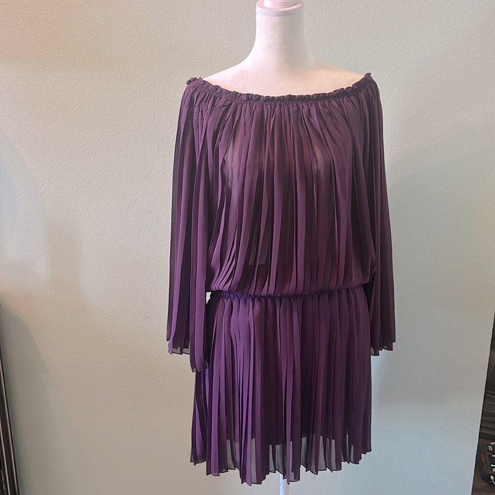 Elegant Plum Off-Shoulder Women's Top